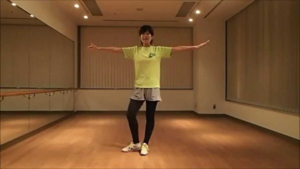 10分で全身がほぐれる！ランニングのためのウォームアップストレッチ【筋トレ動画】