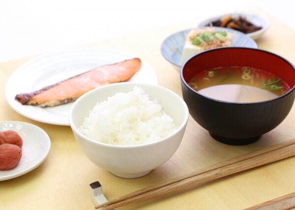 できる男は飲んでいる！夏こそ味噌汁！【マッチョ塾】